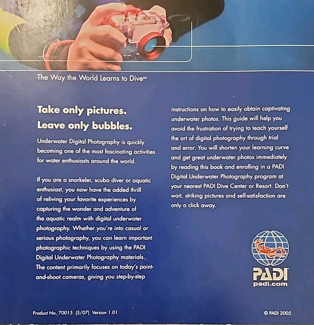 PADI Digital Underwater Photography Manual + White Balance Focus Card