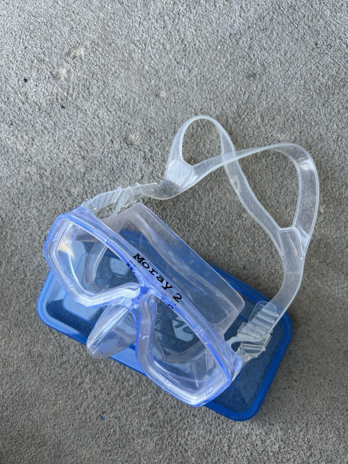 Aeris Moray 2 Scuba Diving Mask Blue Clear Tempered Glass Snorkeling Dive Gear
