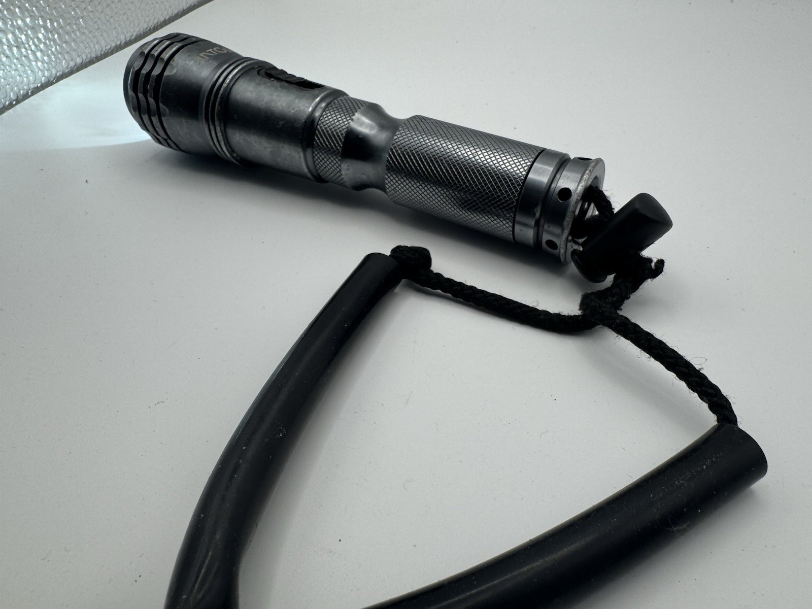 6″ Intova Gunmetal Silver Scuba Dive Waterproof Flashlight Torch (No Batteries)