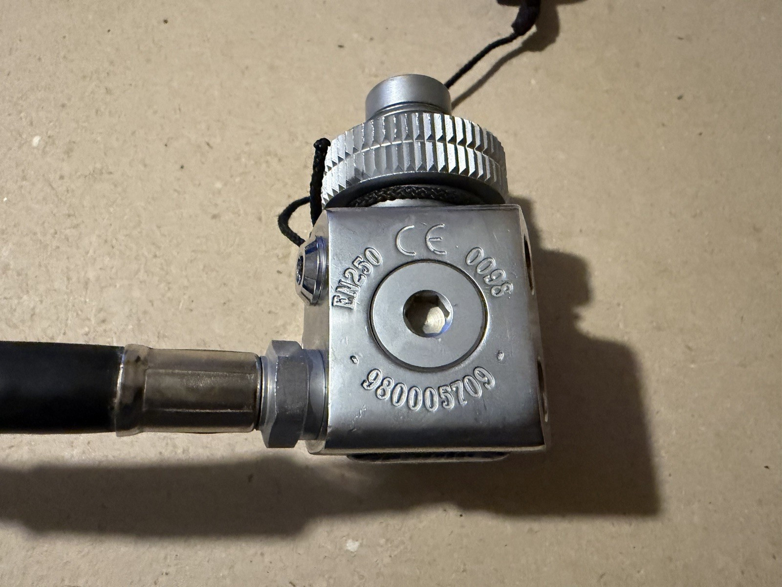 Apeks Zeagle Regulator Set First Stage Second Stage for Scuba Diving Din TX100