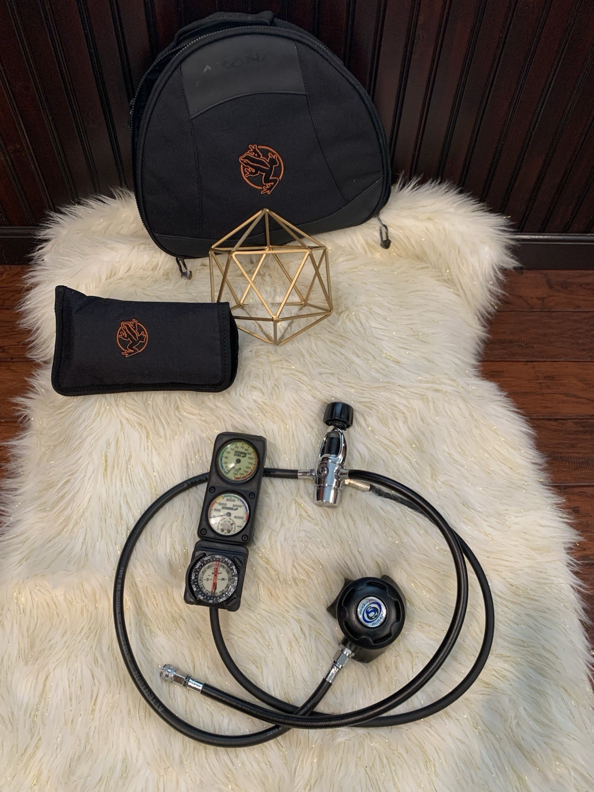 Sea Quest Yoke First Stage, Sea Quest Mirage Regulator, Sherwood Console, & Bags