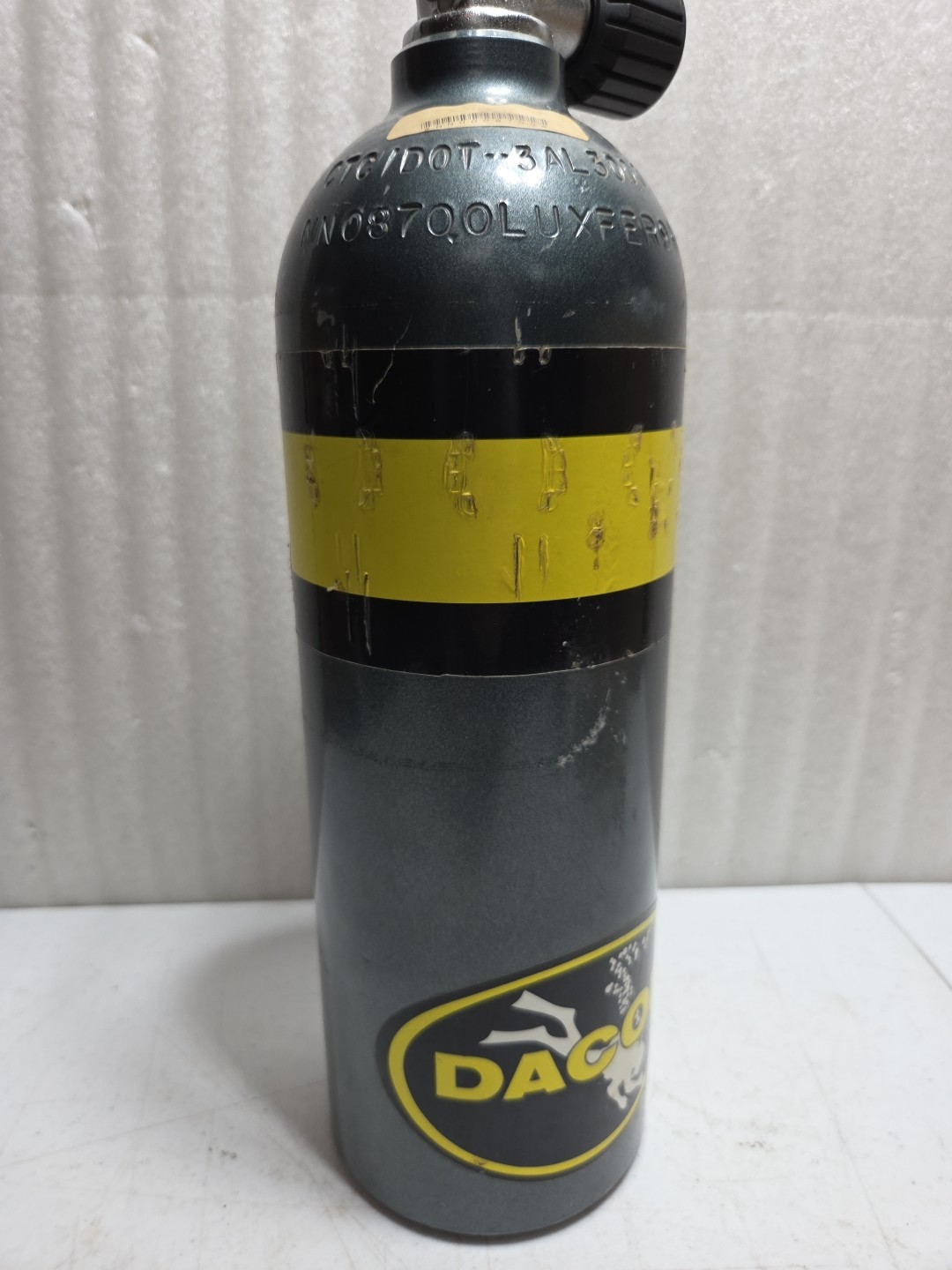 Luxfer 13 Cu Ft Aluminum Scuba Diving Tank 3000PSI Cylinder & Valve 13″ x 4.5″