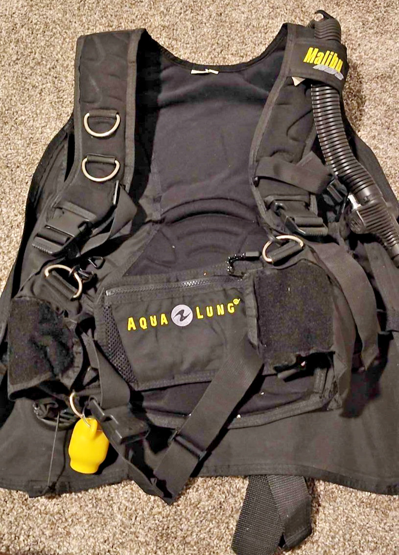 Aqua Lung Malibu RDS Dive Vest With Hoses Medium