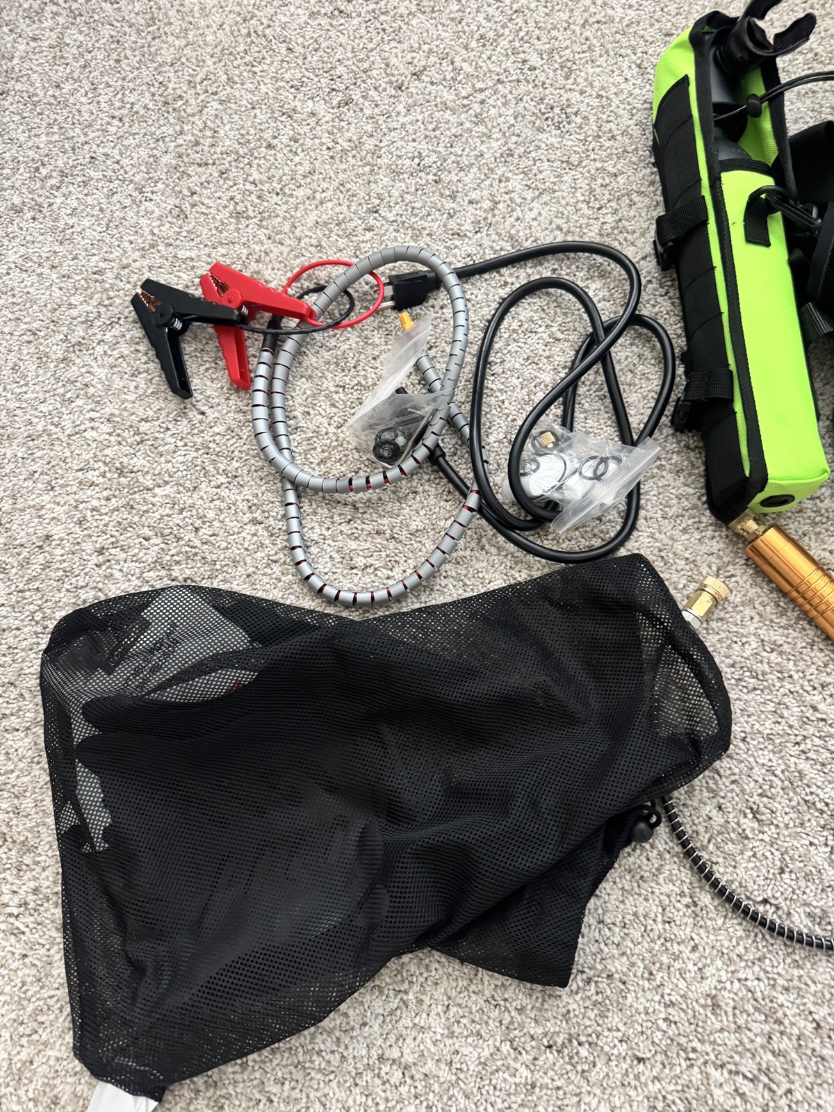 GOYOJO 0.5L Scuba Tank INCLUDES PORTABLE AIR COMPRESSOR Diving Lung Tank Kit