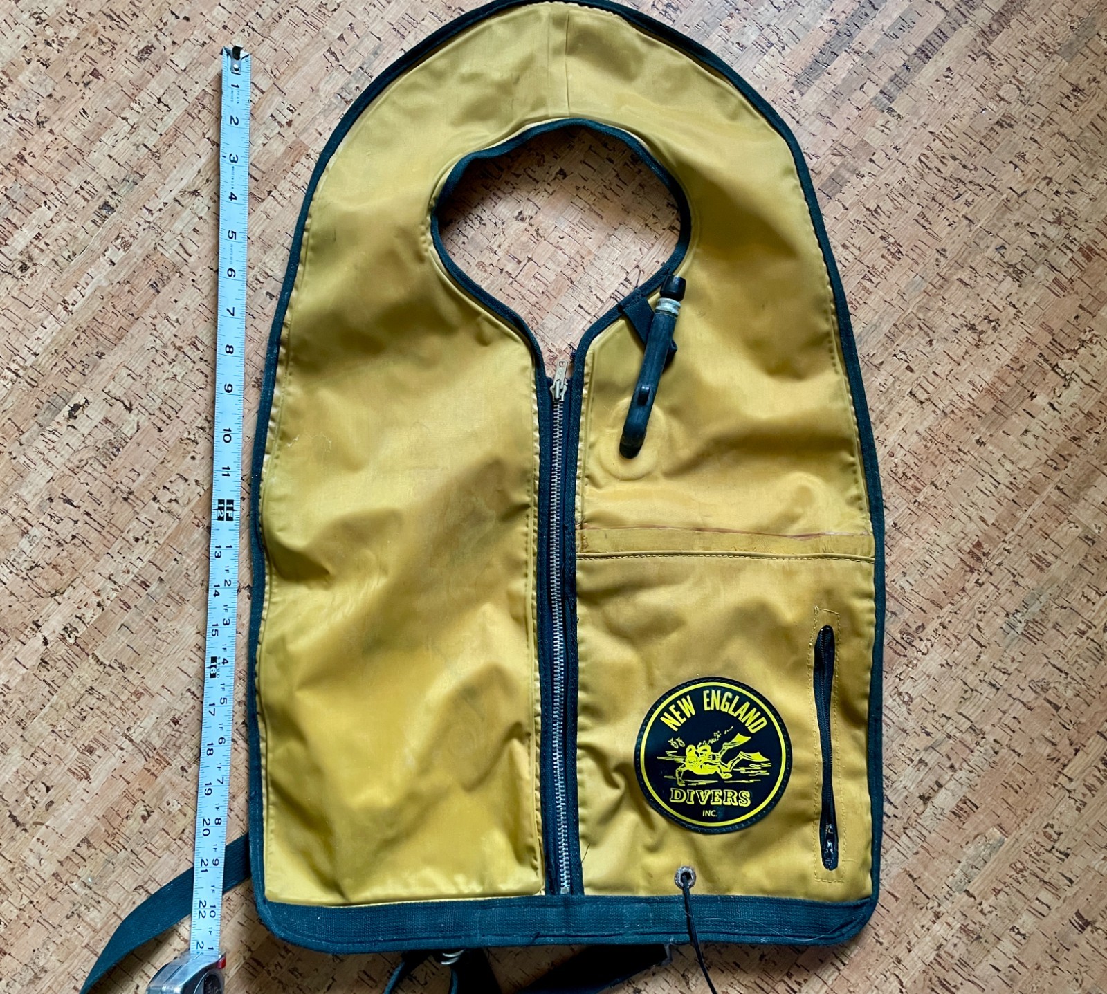 Vintage Zip-Up New England Divers Safety Vest Yellow With Logo Patch