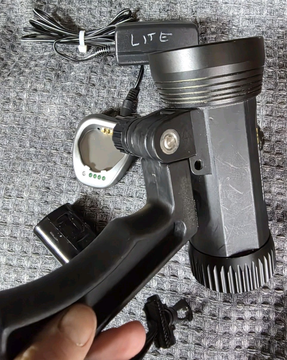 Fisheye Underwater/Diving FIX LED Light 1000 DXLumens/output 100Mdpth