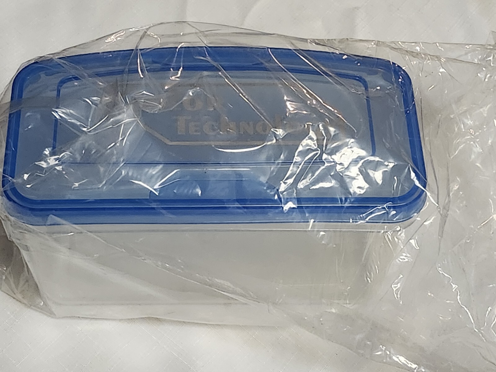 BRAND NEW EMPTY PROTECTIVE DIVE SNORKEL PLASTIC CARRY CASE WITH STRONG SEAL LID