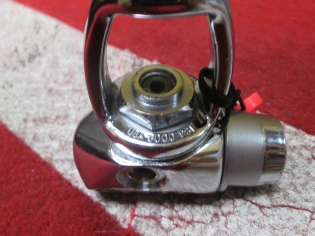 SCUBA DIVING PRE-OWNED MODERN AQUA-LUNG MICRA COLD WATER FIRST STAGE REGULATOR