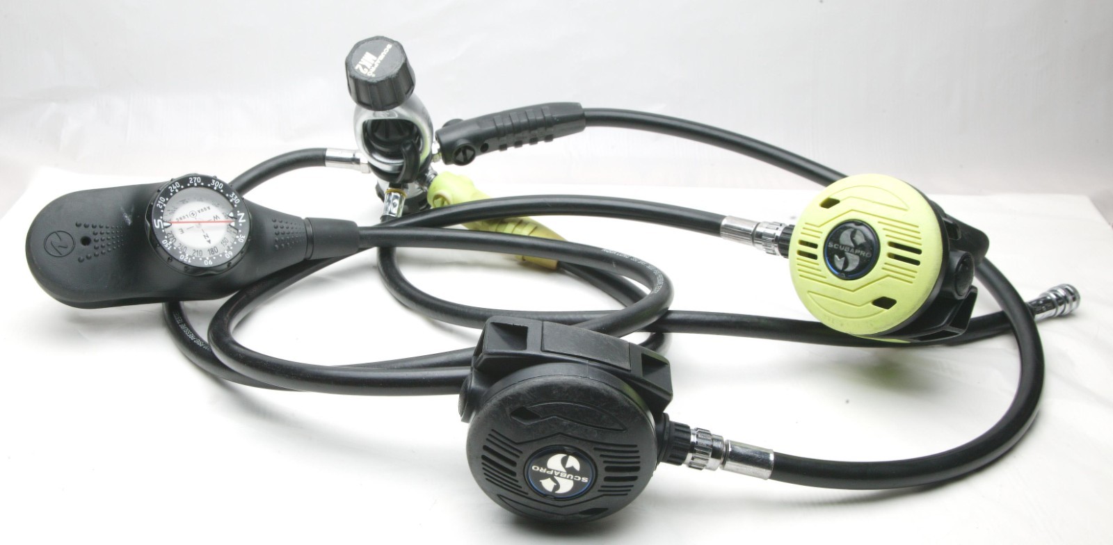 Scubapro MK2 Regulator, 250 Second & 250 Octo; Aqua Lung i300 Computer, Compass.