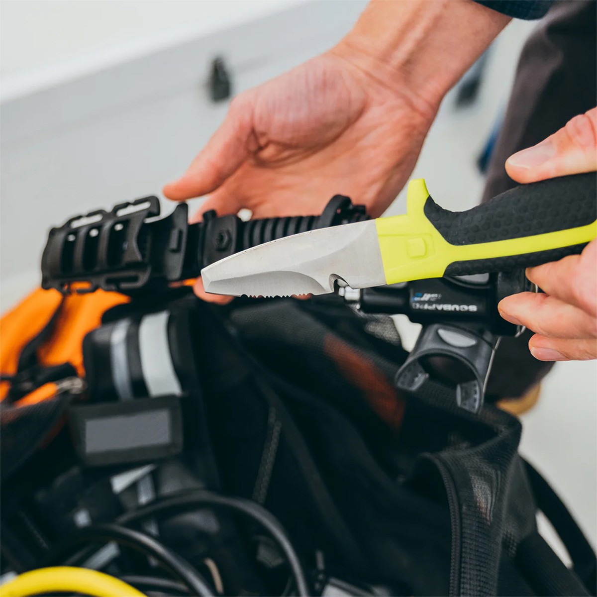 Gear Aid Tanu Dive and Rescue Knife with BCD Adapter