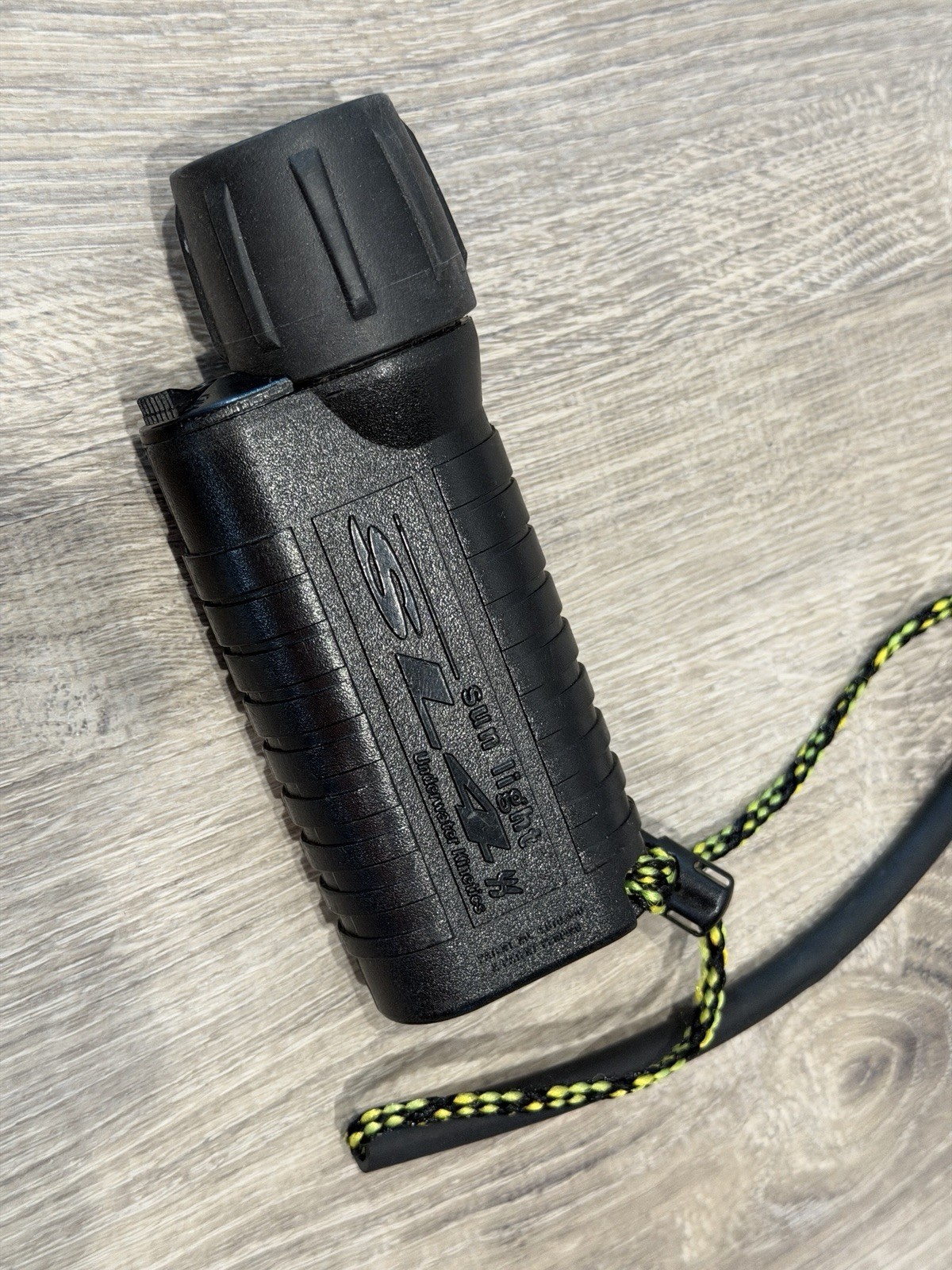 Underwater Kinetics Sun Light SL4 Underwater Scuba Dive Flashlight Black -PARTS!
