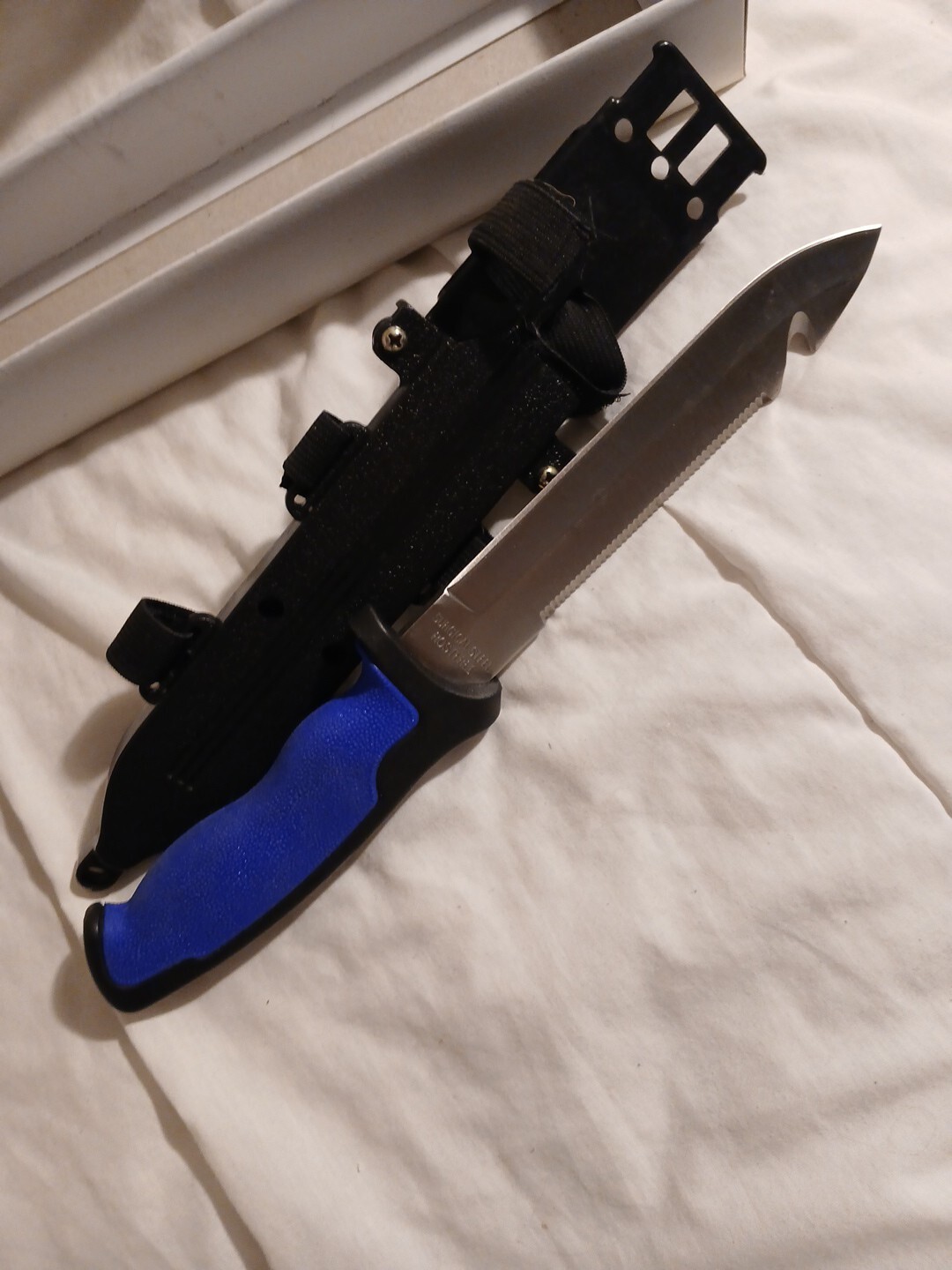New In Box 11 Inch Stainless Steel Diver’s Knife With 5.75 Inch Blade, Sheath