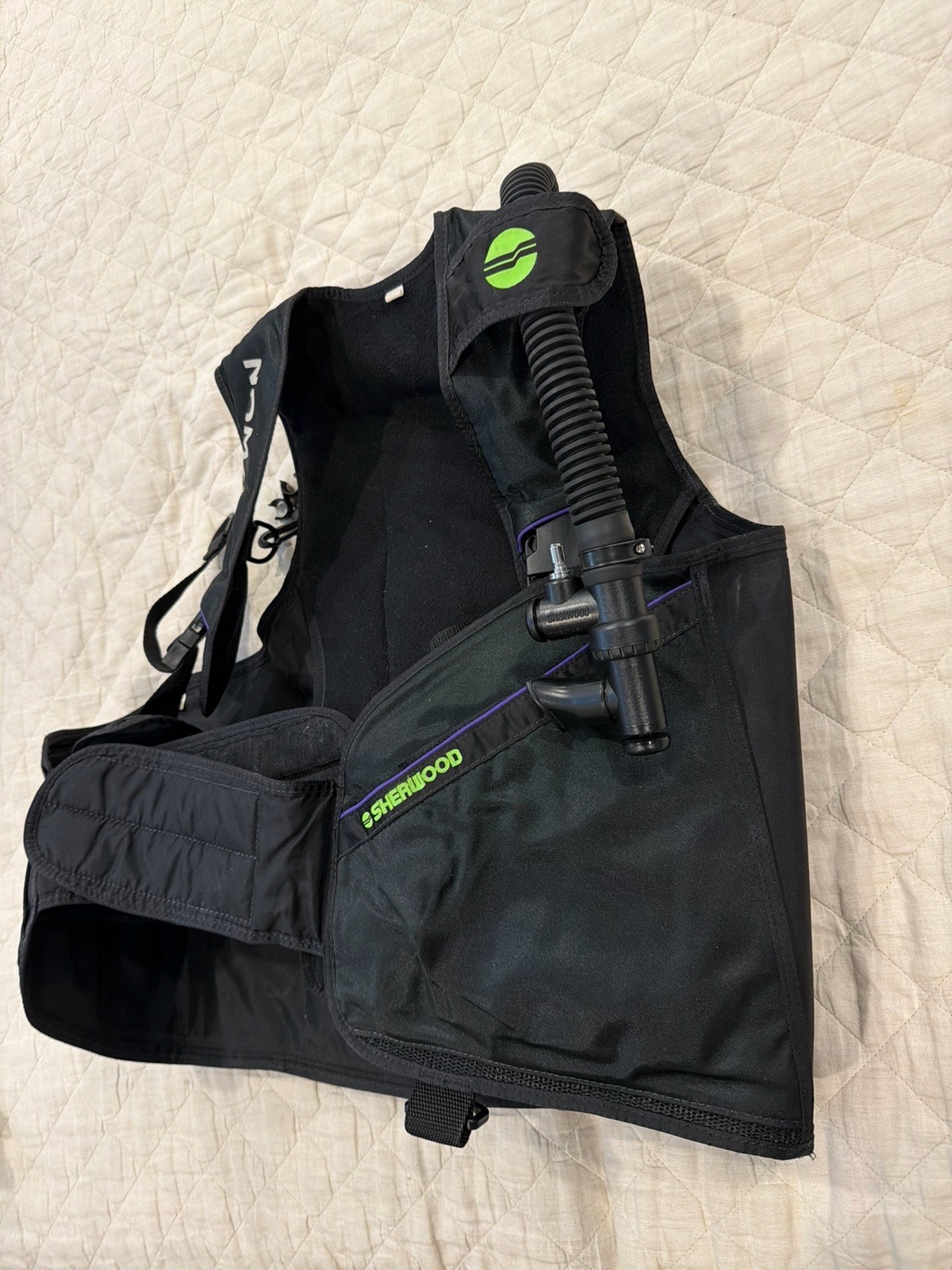Sherwood Nomad Buoyancy Compensator Scuba Vest BCD MED Medium