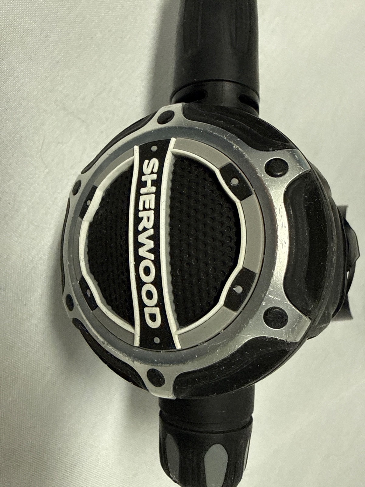 Sherwood SR2 Scuba Diving Regulator – pool demo – DIN – 1st Stage and OCTO, 0880