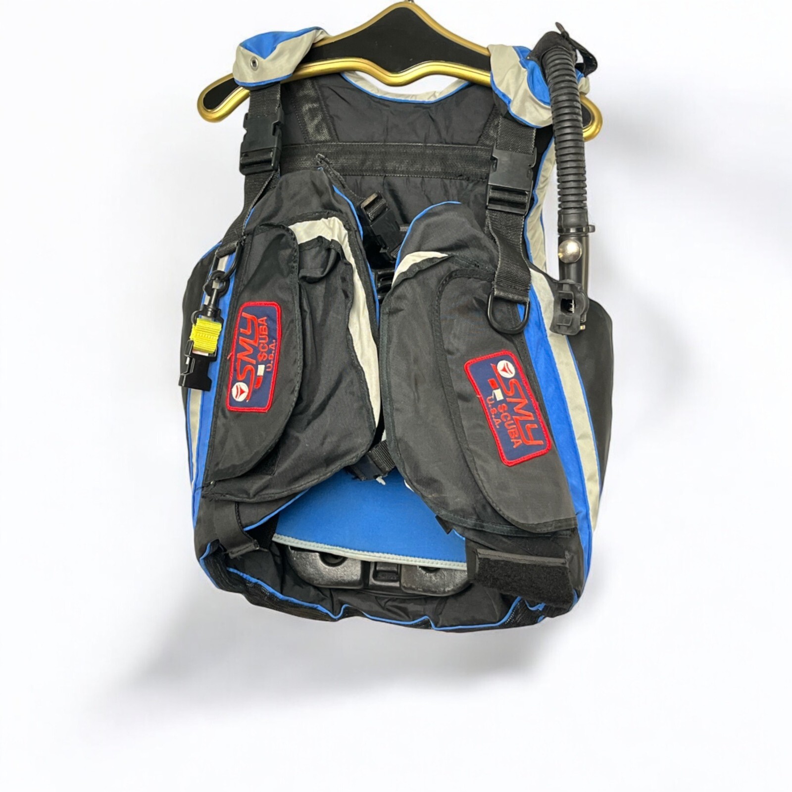 SMY Scuba U.S.A. Buoyancy Compensator Vest Large 45 Lbs Capacity Black & Blue