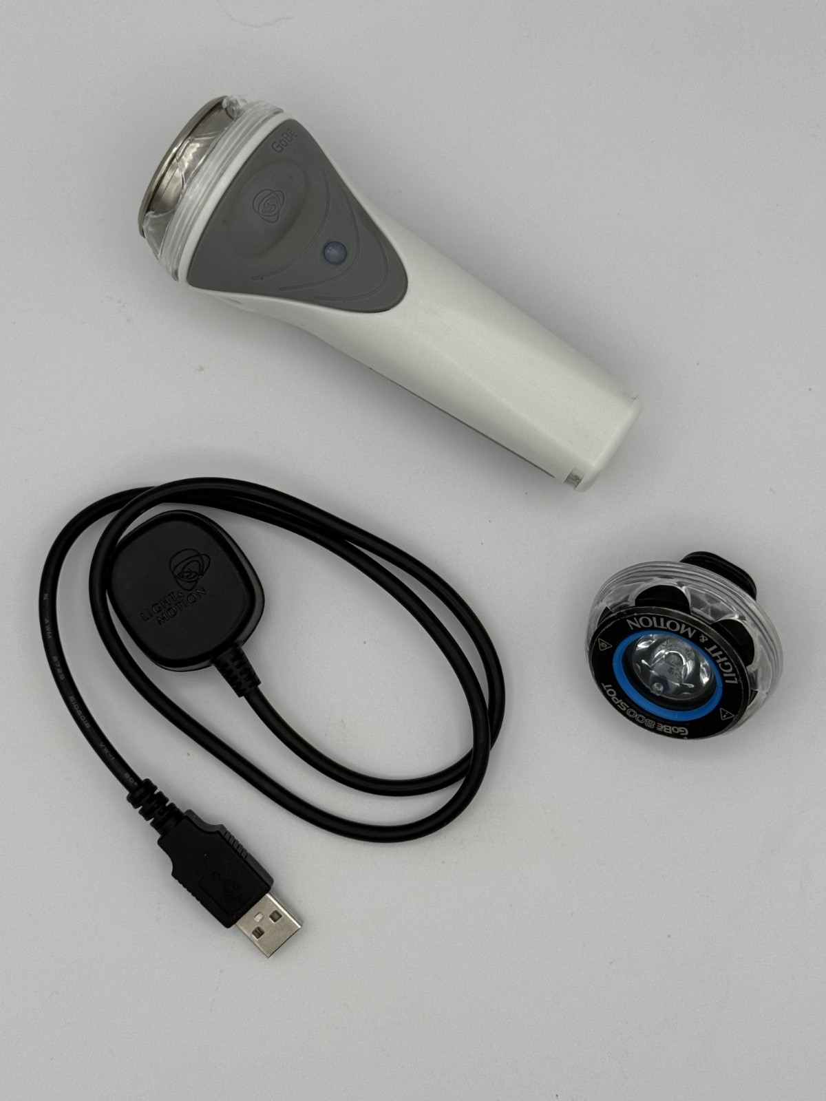 Light and Motion GoBe 700 Wide Light (Scuba) w/ 800 Spot Head and Charger