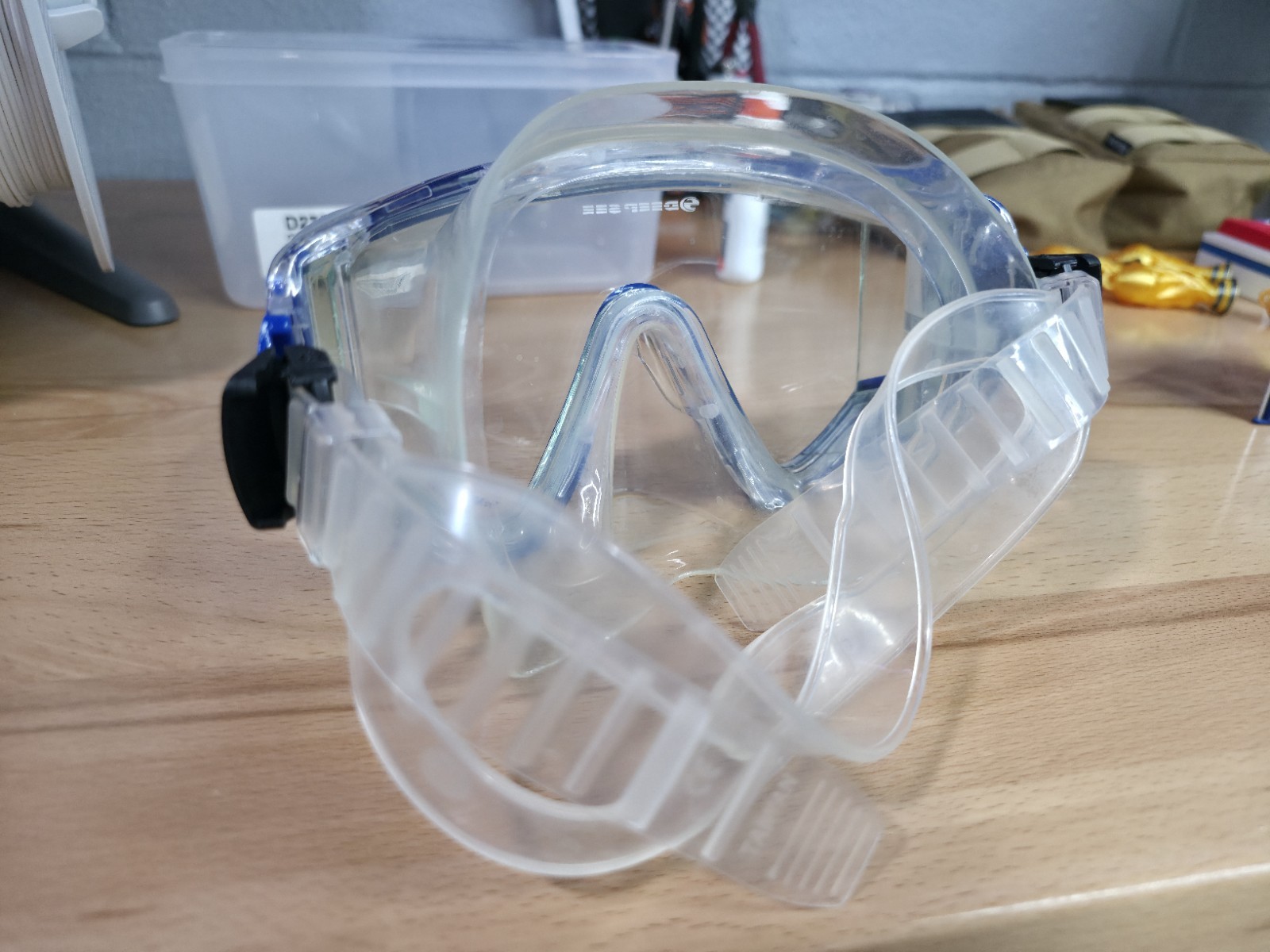 Premium Scuba Diving & Snorkeling Kit – Oceanic, Aqua Lung, Deep See & Henderson