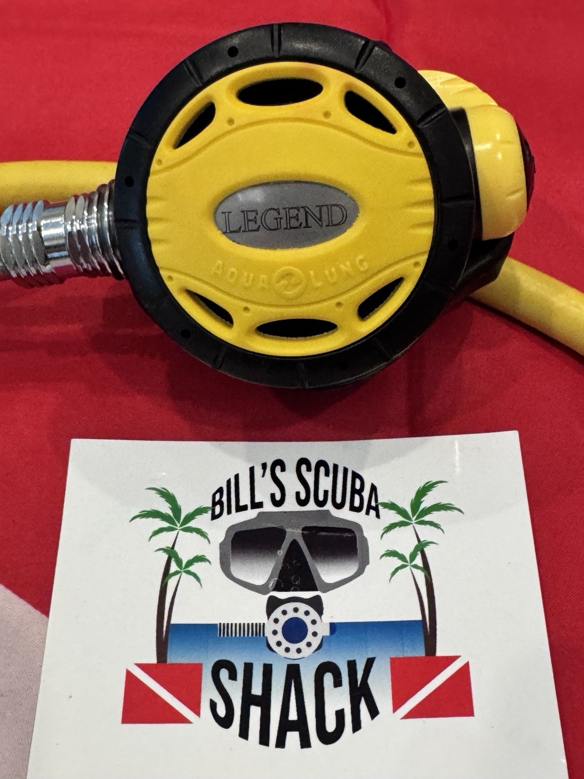 AQUALUNG LEGEND SCUBA REGULATOR OCTO SNOWFLAKE MODEL LOOKS LIKE NEVER WET !