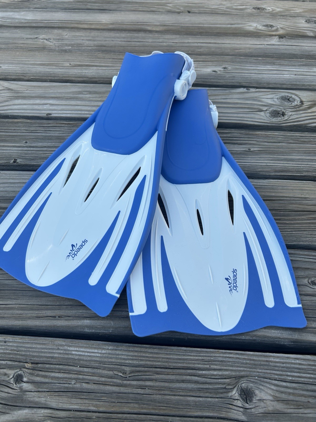 Speedo Yin Yang Blue/White Snorkel Set Mask Snorkel Fins w/ Mesh Bag
