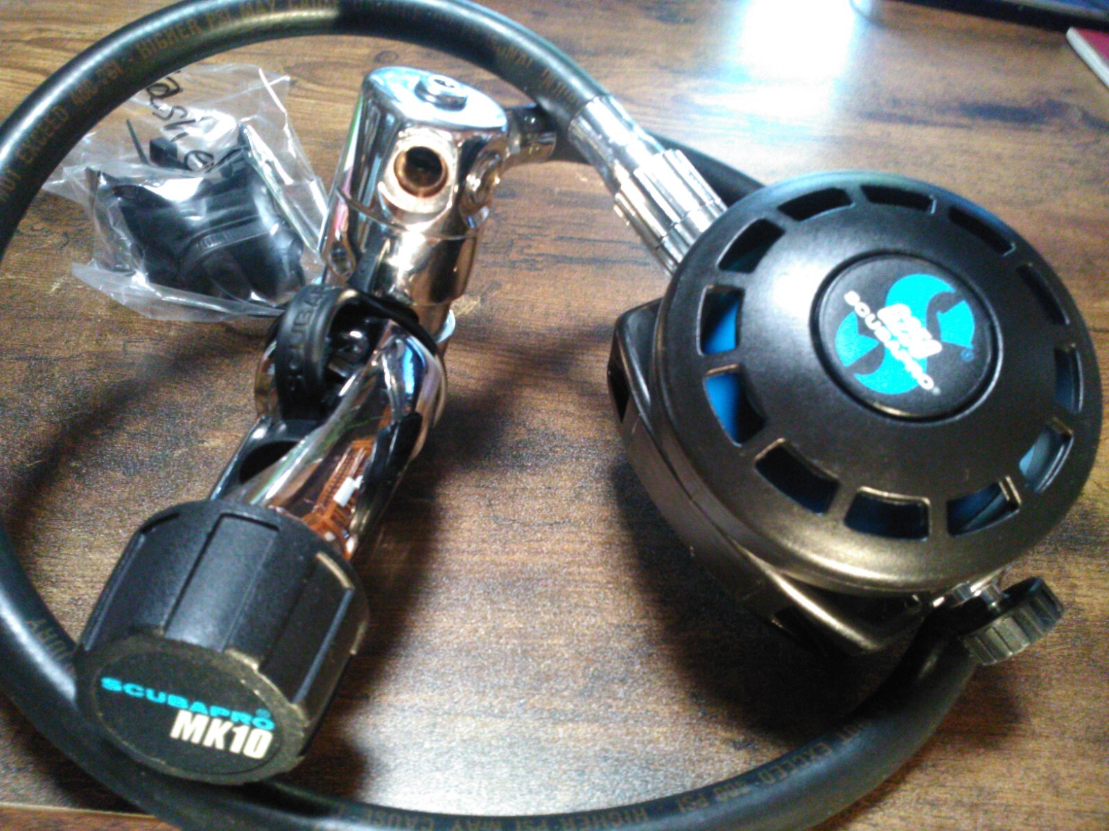 Scubapro G250,31991166/MK10 Good condition-Adjusted.