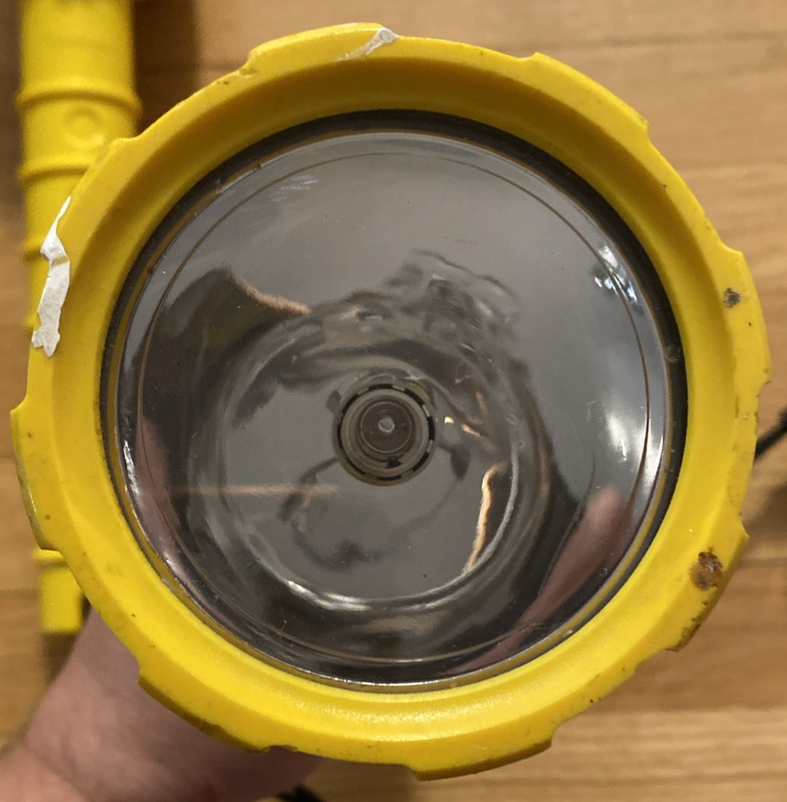 2) TOSHIBA underwater light yellow K-133 RARE
