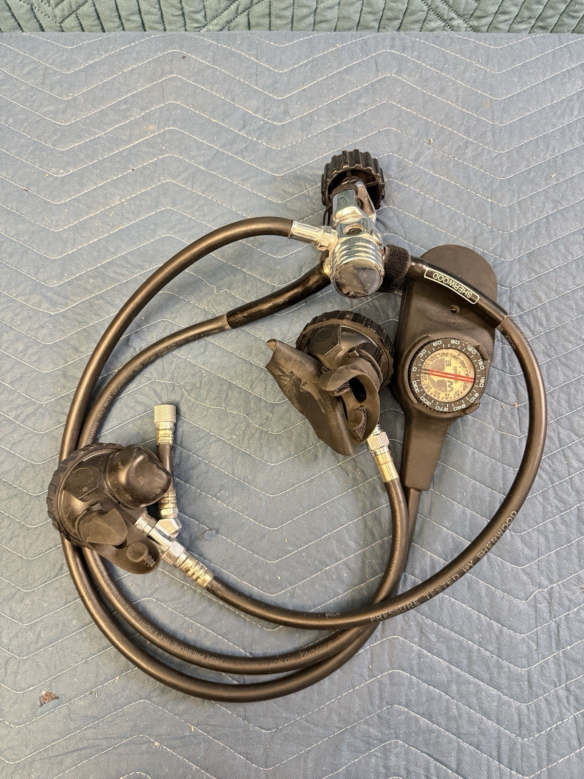 Sherwood Magnum II Scuba Regulator Set w/ Shadow Octo & Oceanic Gauges Untested