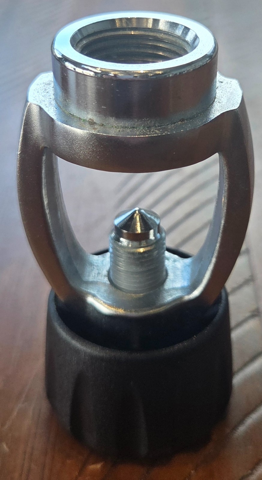 XS Scuba DIN to Yoke adapter