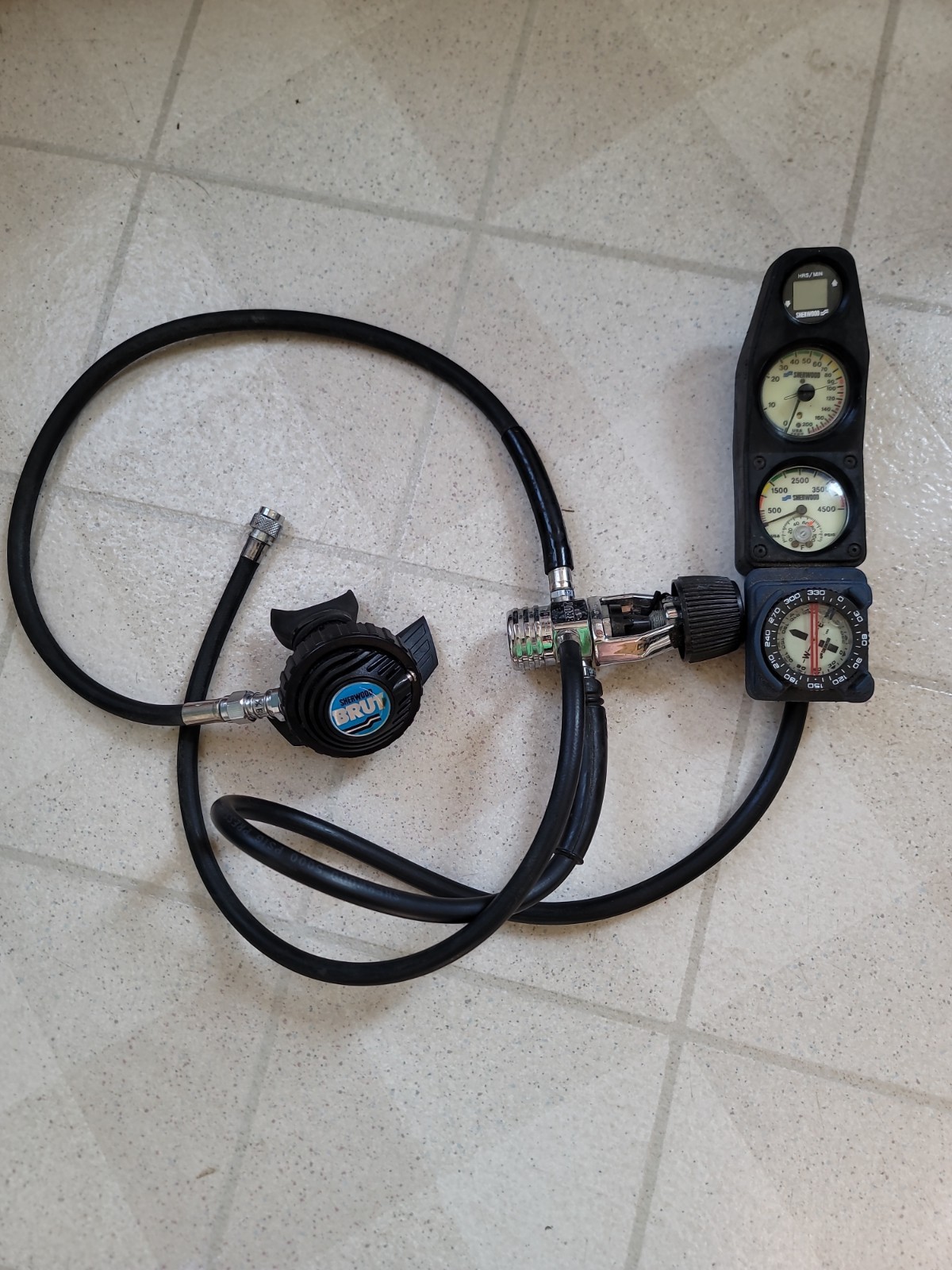 Sherwood Brut Scuba Regulator Set w/ Octopus & US Divers DS 3 Dive Computer