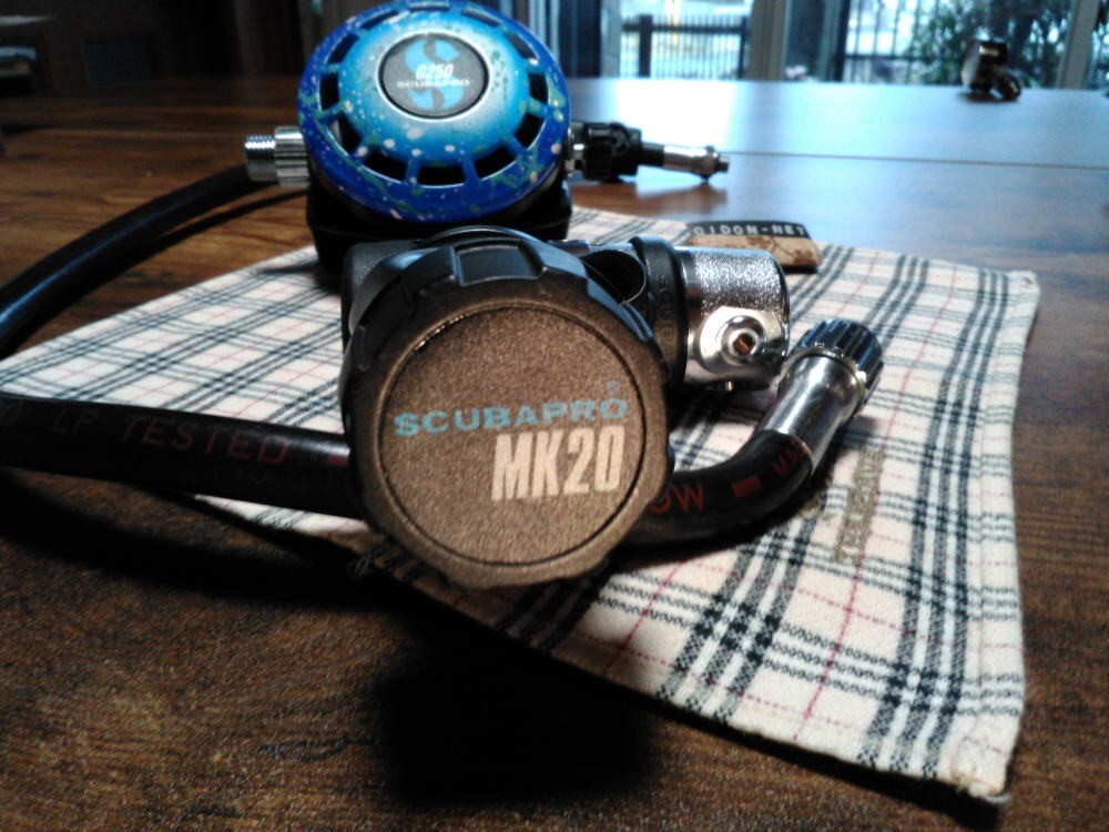 Rare VINTAGE Scubapro MK20/G250,HARD-TO-FIND, Good condition.