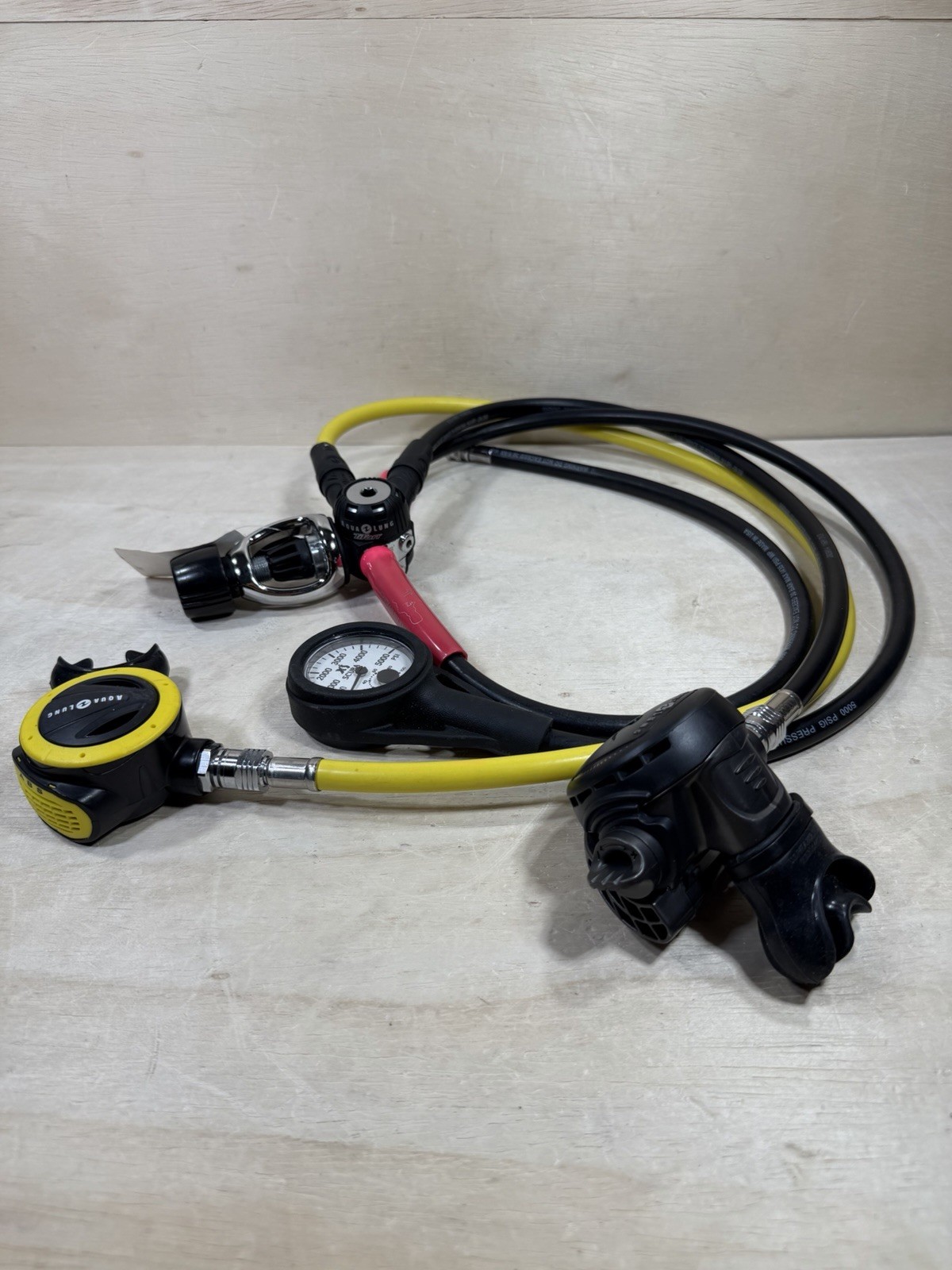 Aqua Lung Titan Scuba Regulator Set Yoke Octopus XS Gauge UNTESTED