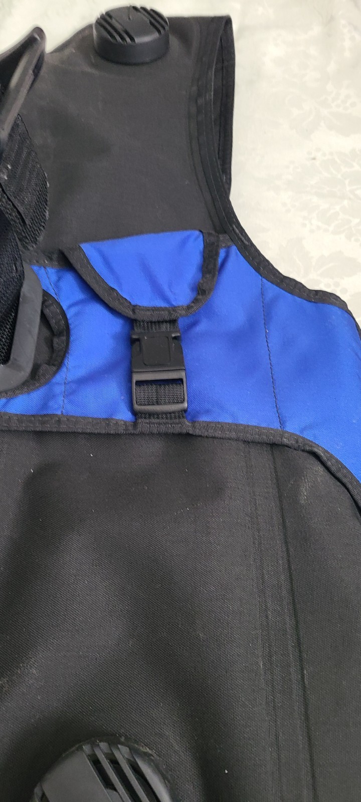 Aqua Lung Maverick RDS Dive Vest With Hose Size Large EXCEPTIONAL CONDITION