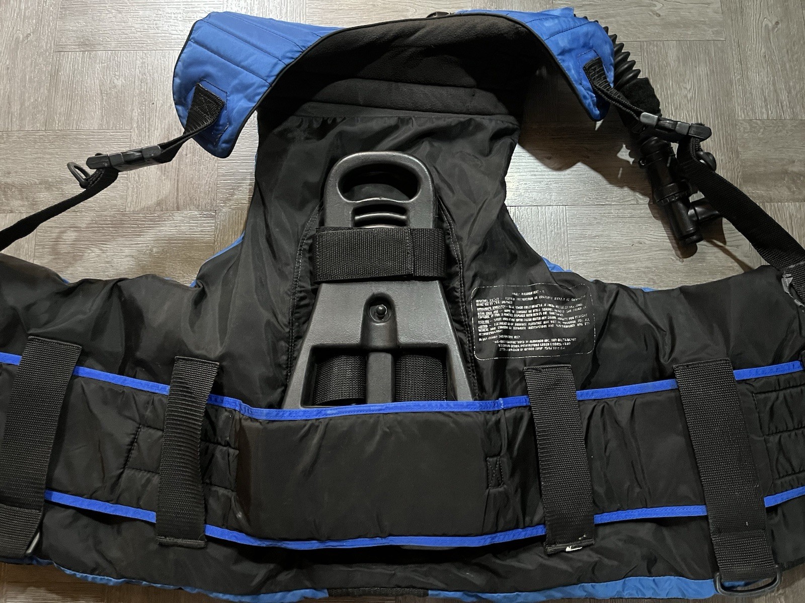 Sherwood Scuba Freedom Vest Men’s Size XL Blue Black X-Large Dive Swim