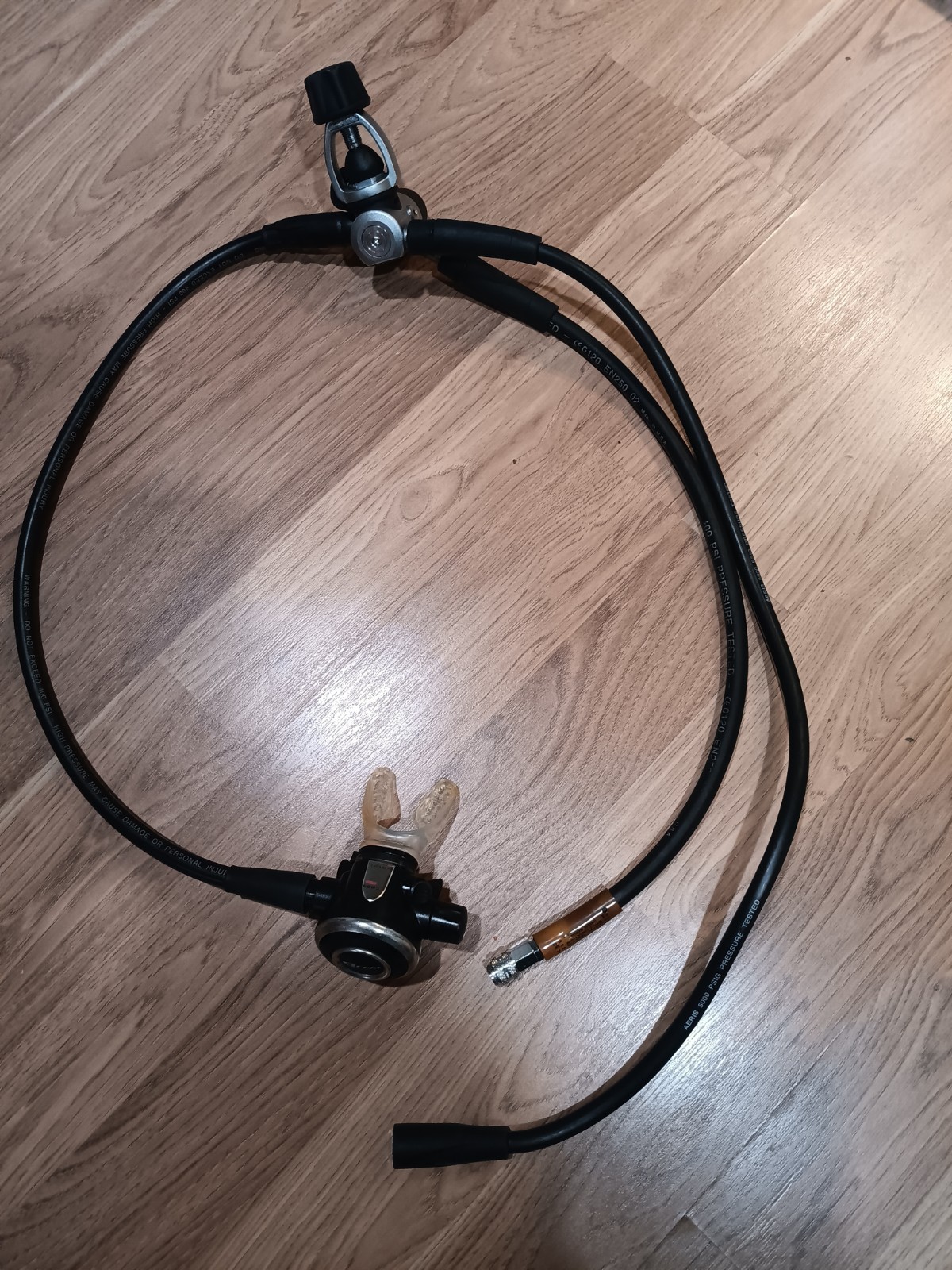Aeris Atmos Sport AT400 DVT Regulator Set 1st & 2nd Stage Scuba Dive Yoke
