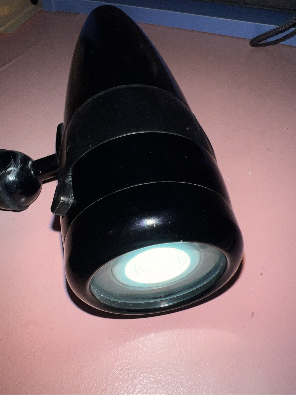 Big Blue Underwater Focus Light for Scuba Diving