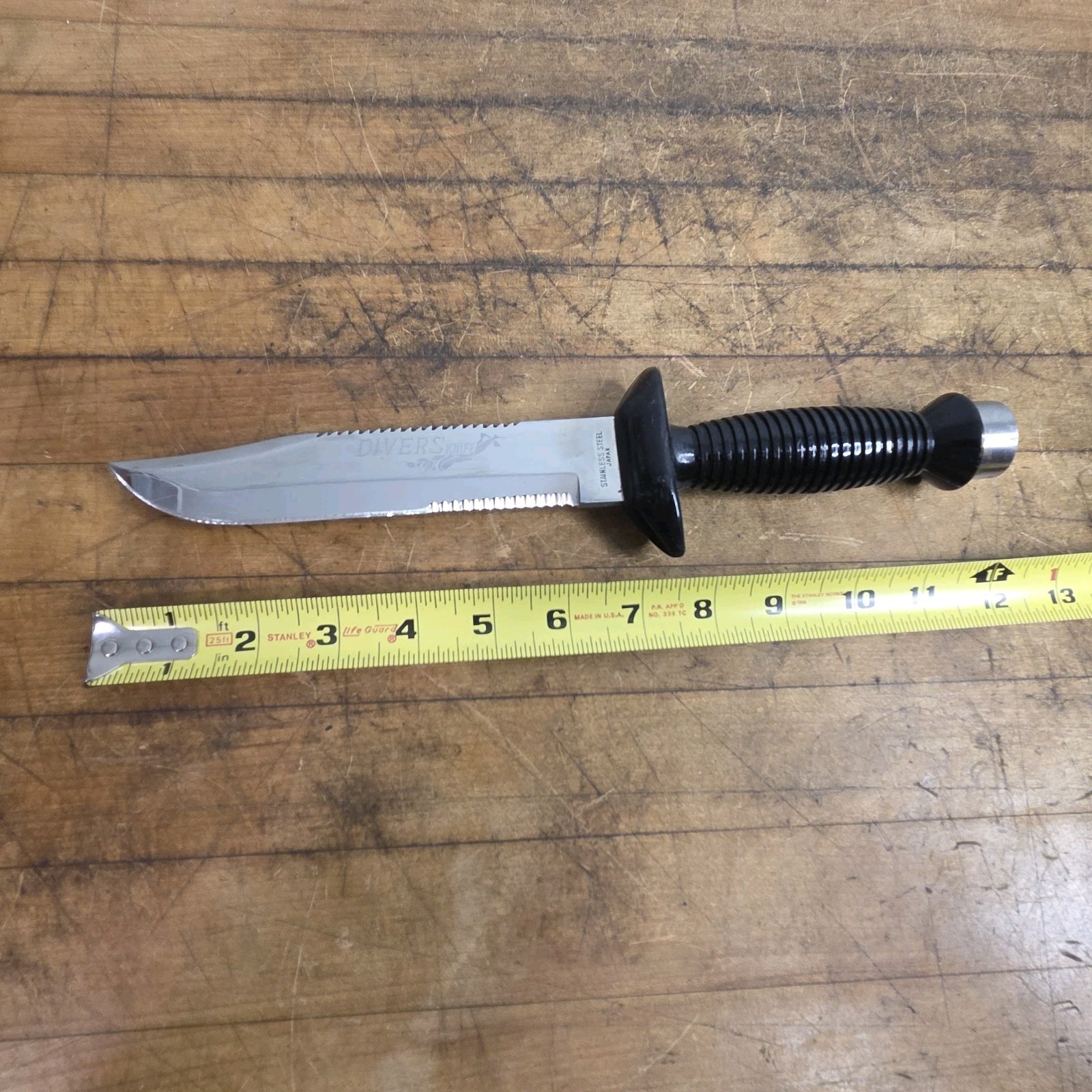 Divers Knife With Black Case External Japan
