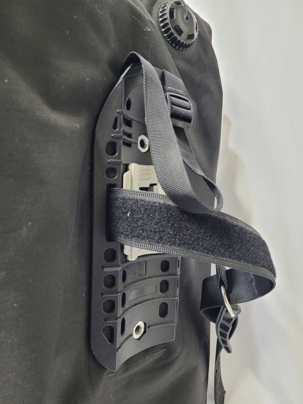 Subgear Levo Travel BCD Size M/L
