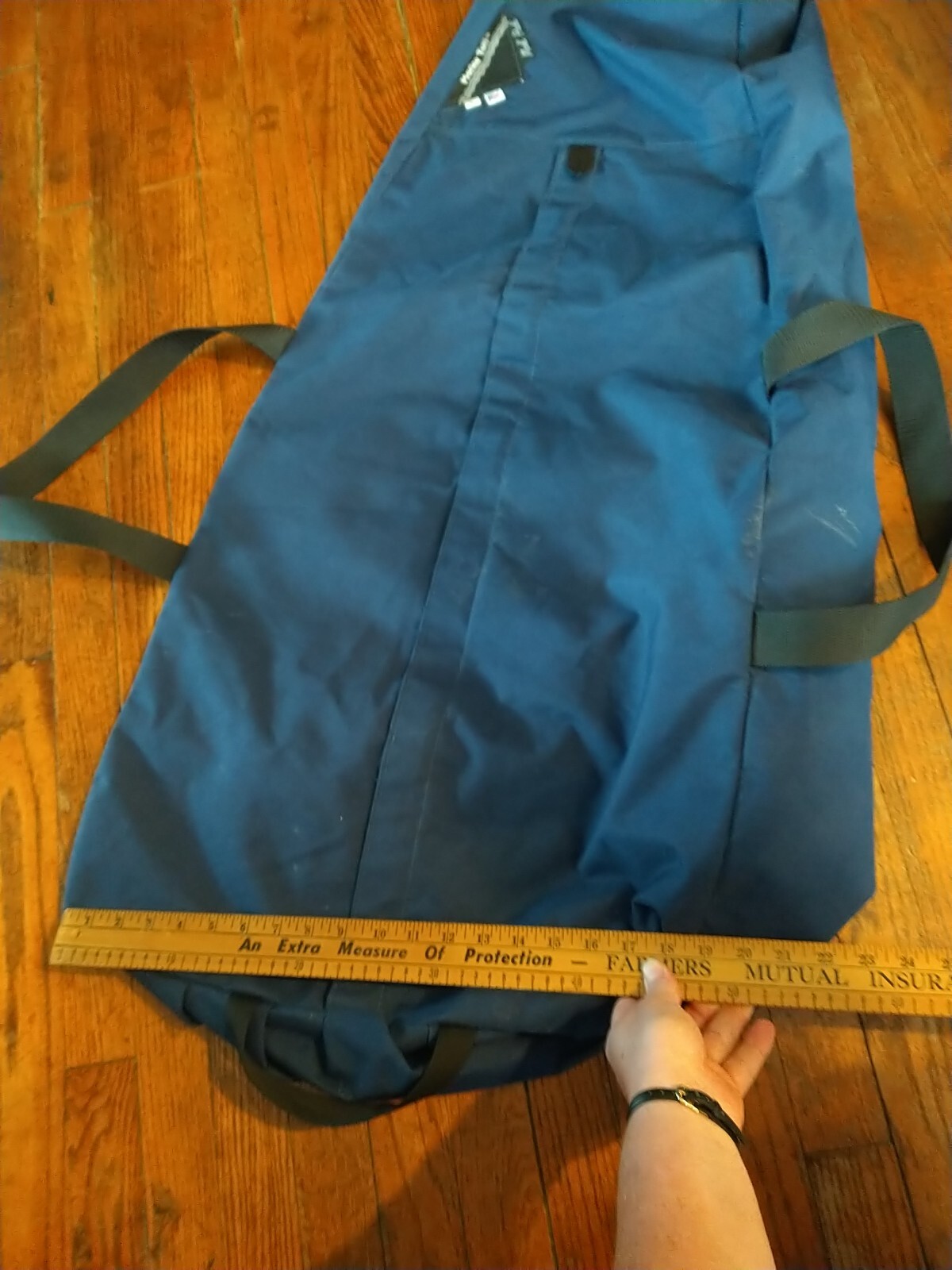 Marine Tuff Mark Pack Medium Navy Blue Zip Handles Carry Bag WakeBoard WaterSurf