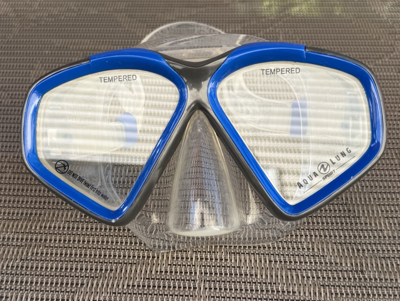 Aqua Lung Sport Pro Series Adults Snorkeling Set Size Medium Mens US 7–10 Clean