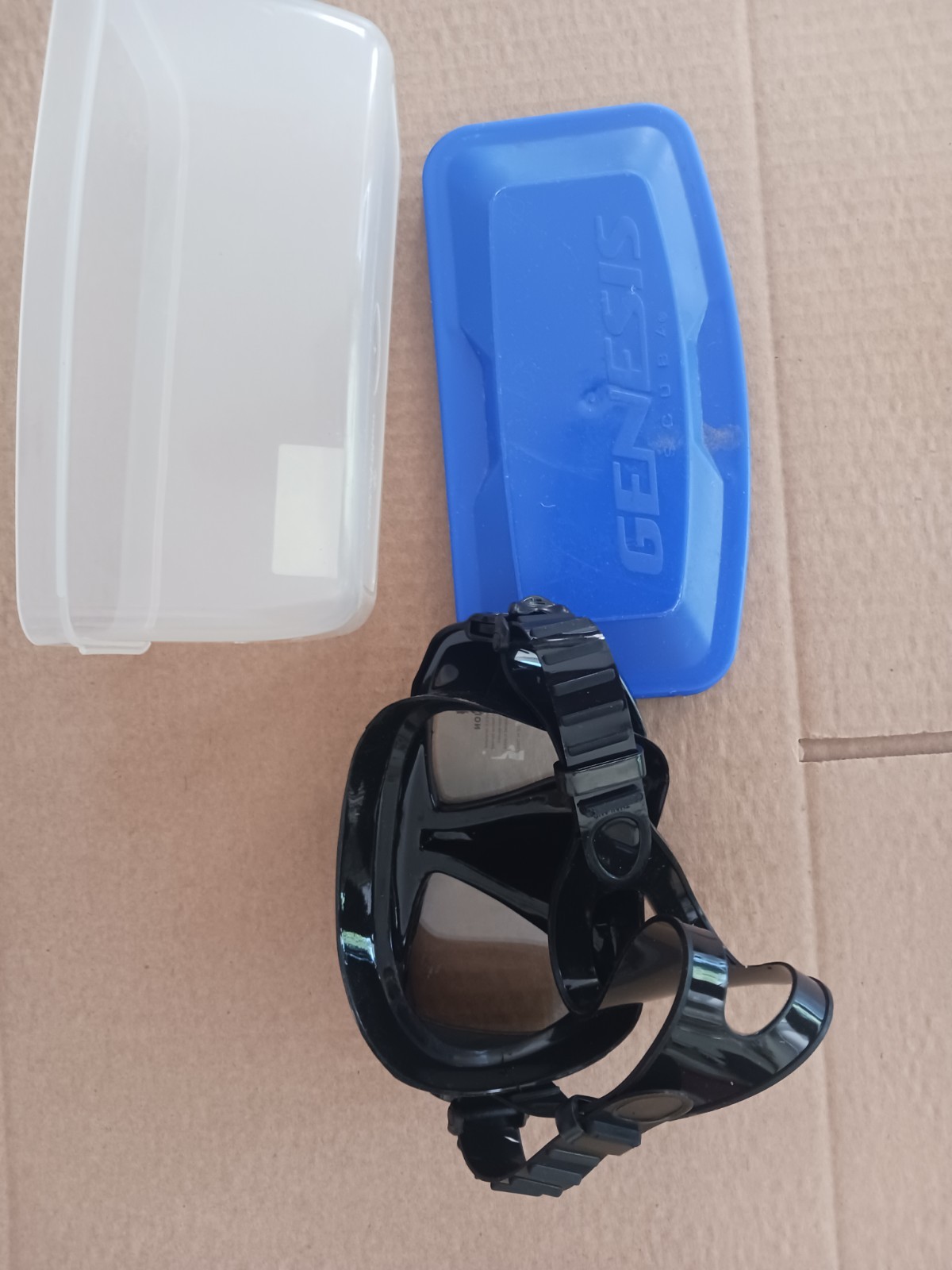 Genesis Scuba Diving & Snorkeling Mask – Protective Case Included