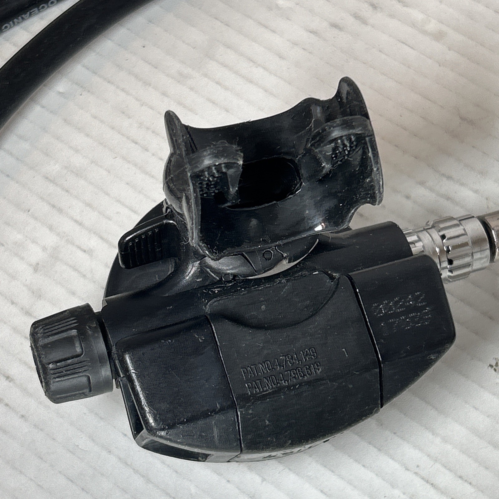 SCUBAPRO MK20 Regulator w/ OCEANIC SWIV2 Gauge Cluster, & G250 Second Stage