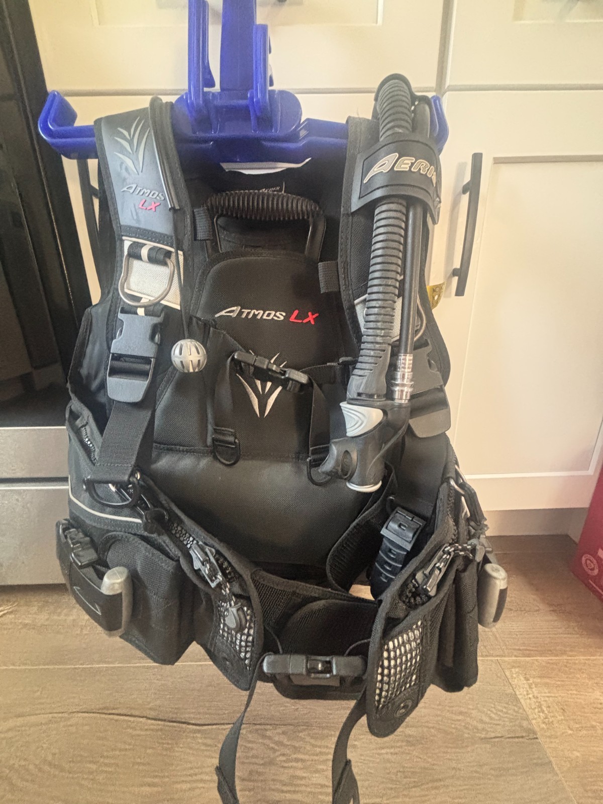 scuba vest