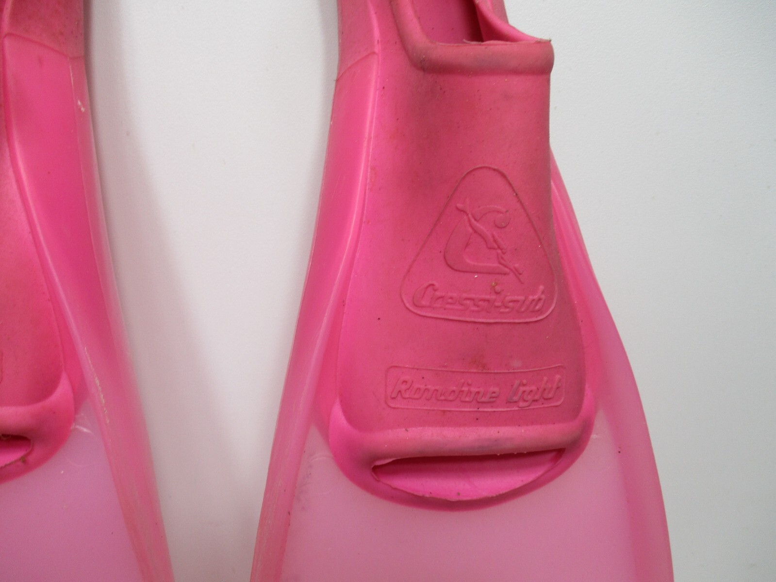 Vintage Cressi Sub Rondine Pink Made In Italy Size 7-8 (40-41)Scuba Diving Fins