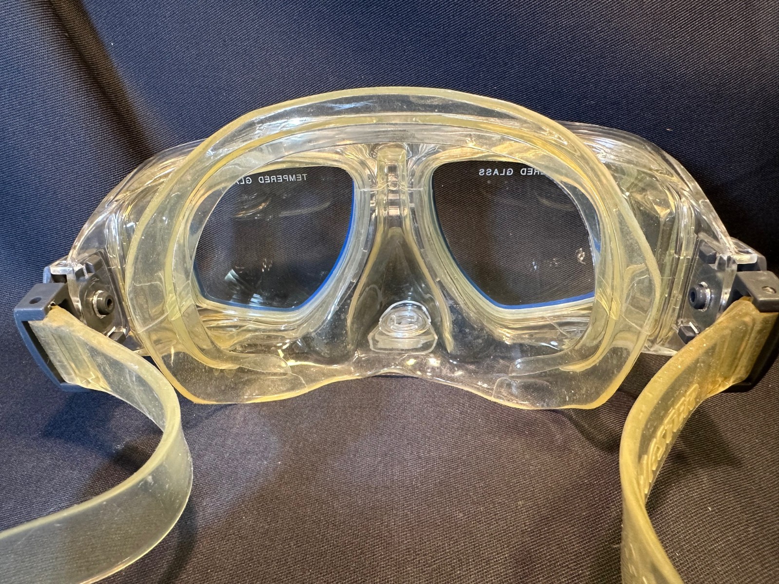 Ocean Masters Q Strap Purge Valve Tempered Glass Diving Mask Goggles with Case
