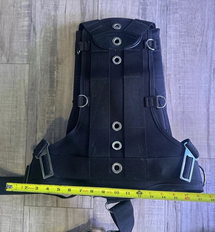 Dive Rite Transpac XT Harness, Gently Used. Size 17” Medium (T3300 Soft Pack)