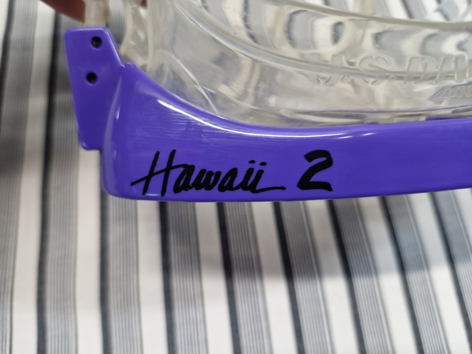 US Divers Hawaii 2 Snorkeling Diving Mask Purple Clear Adult w/ Storage Case
