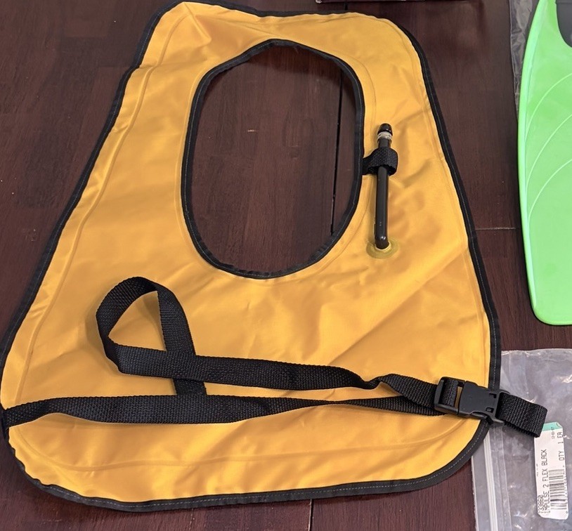 Divers Lot Aqua-Lung Snorkel Mask Cordaflex Long blade Fin 10.5-11.5 Safety Vest