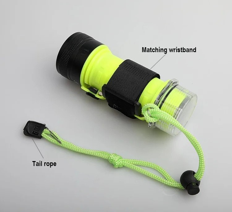 Professional Diving Flashlight IPX8 USB Rechargeable Light Scuba Diving Torch