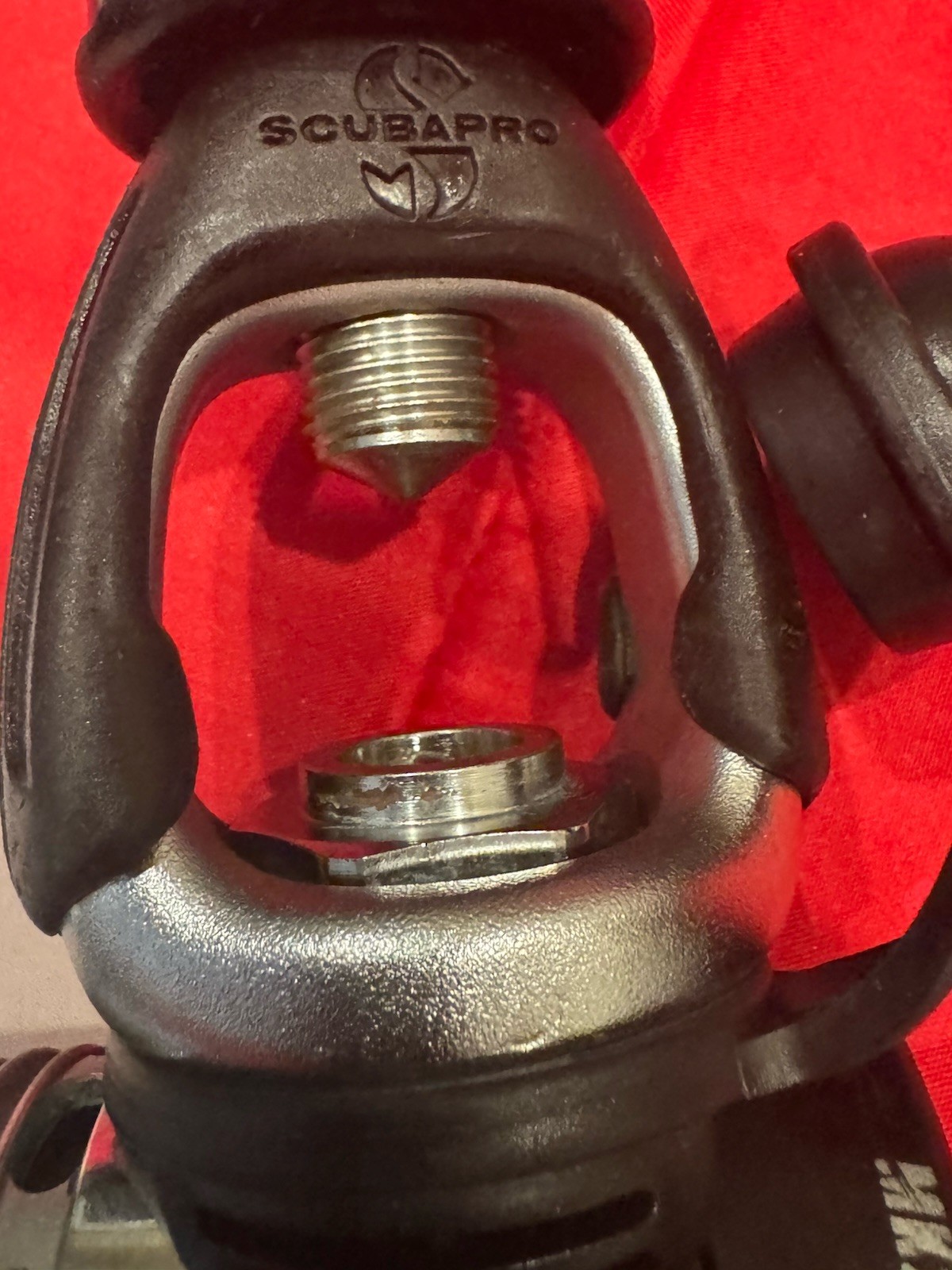 SCUBAPRO REGULATOR S600 MK25 WITH MIFLEX HOSE COOL!