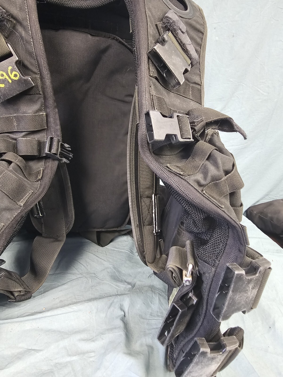 Aqualung CSAV vest large military and commercial not BC1
