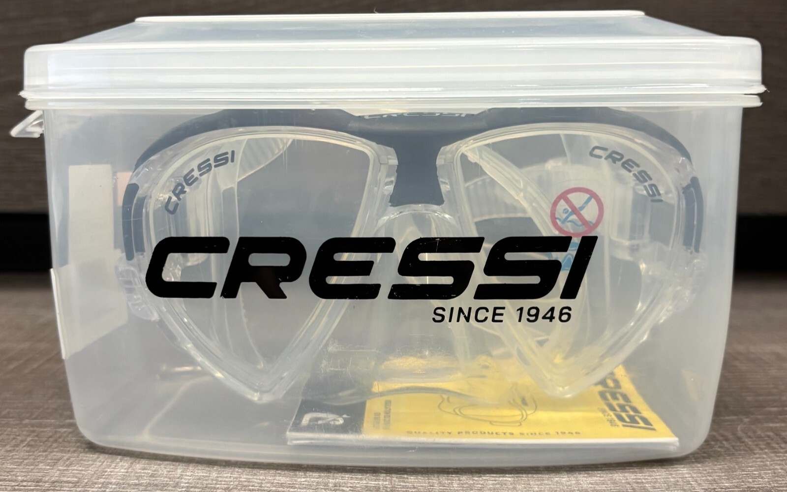 Cressi Matrix Scuba Mask (Clear/Black)